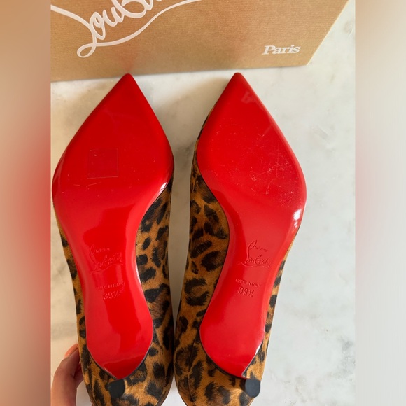 Christian Louboutin - Picture 2 of 5